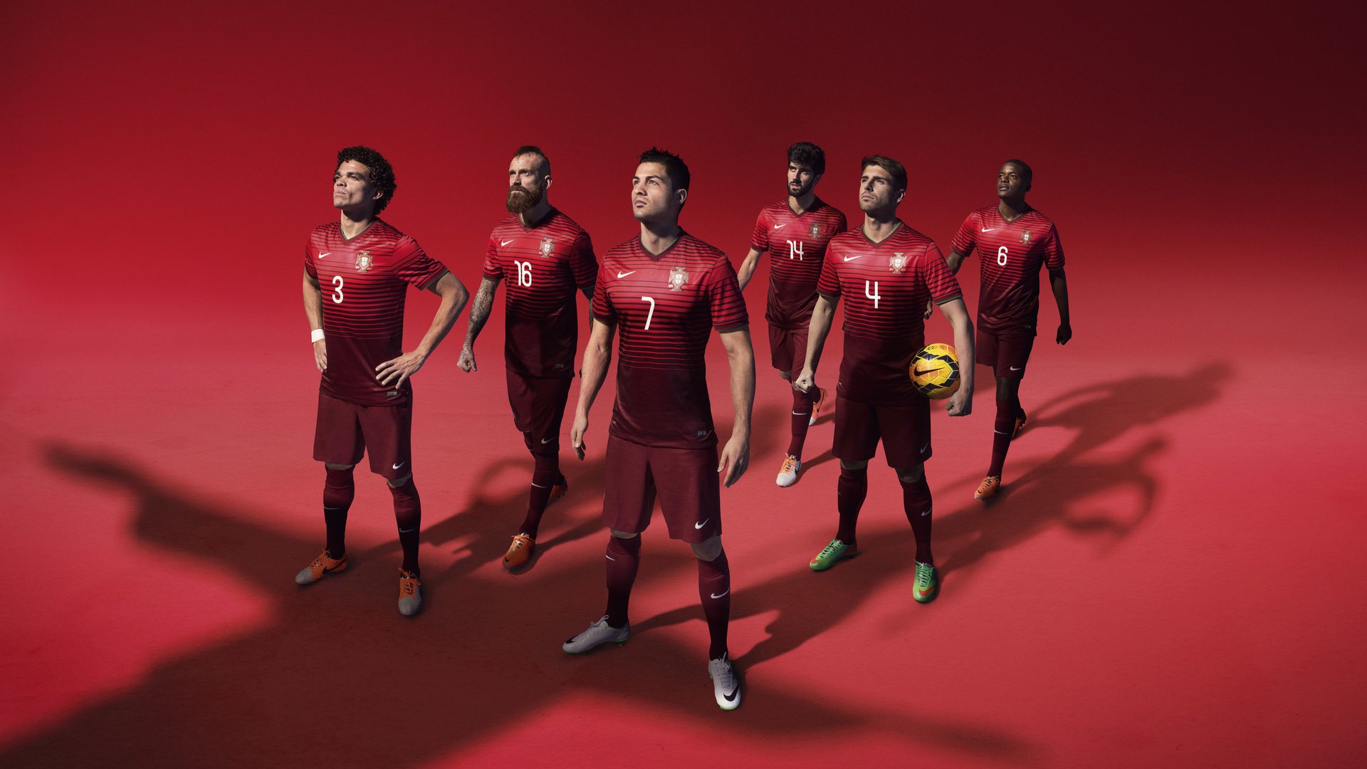 7成进球靠一人?曼城3-1逆转黑马,哈兰德梅开二度10轮轰13球,曼城引援哈兰德