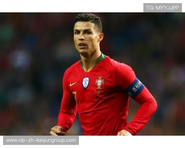 C罗点球被扑后补射再中，葡萄牙不放弃的精神点燃全场